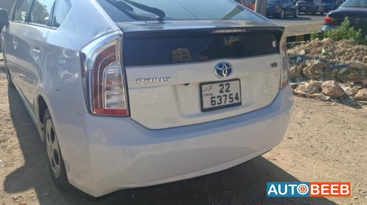 Toyota Prius 2015