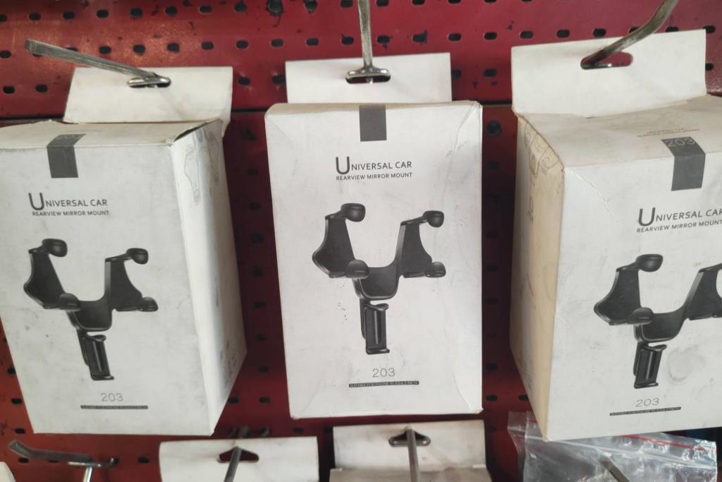  Phone holder  