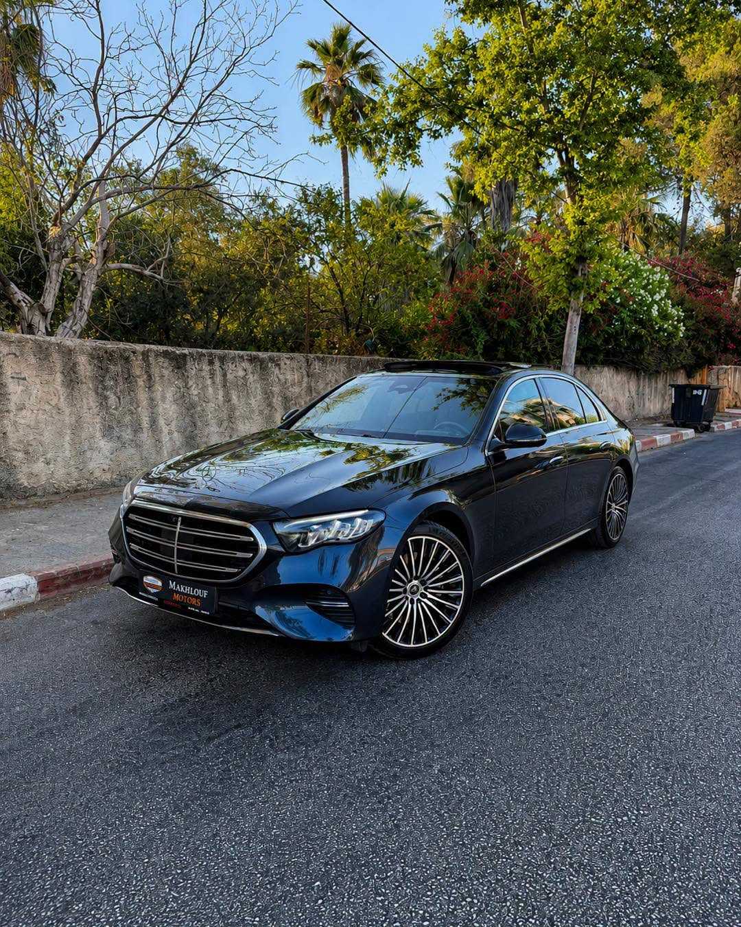 مرسيدس بنز E300 2025