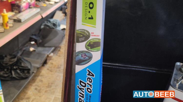  Glass wipers  