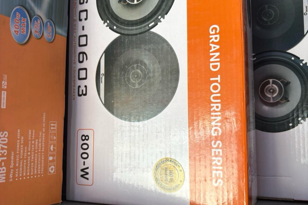 سماعات صيني 800w