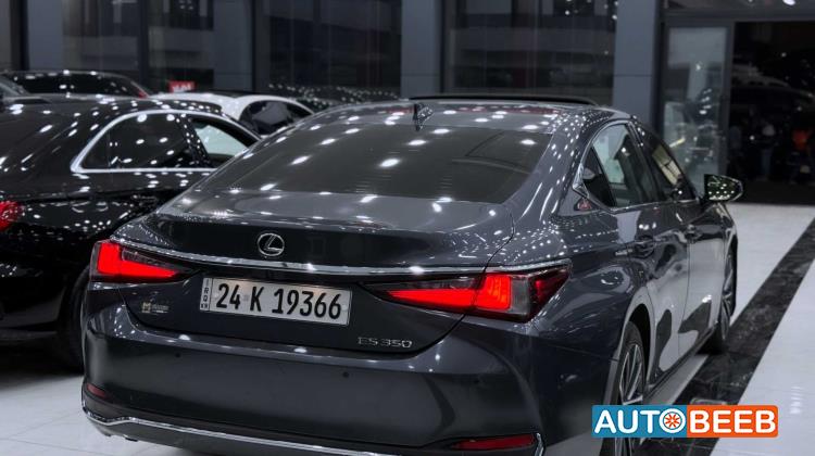 Lexus ES350 2023