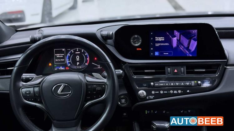 Lexus ES350 2023