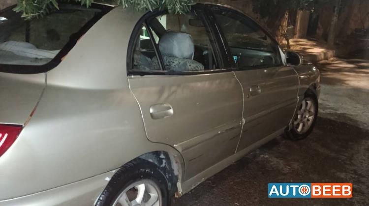 KIA Rio 2000