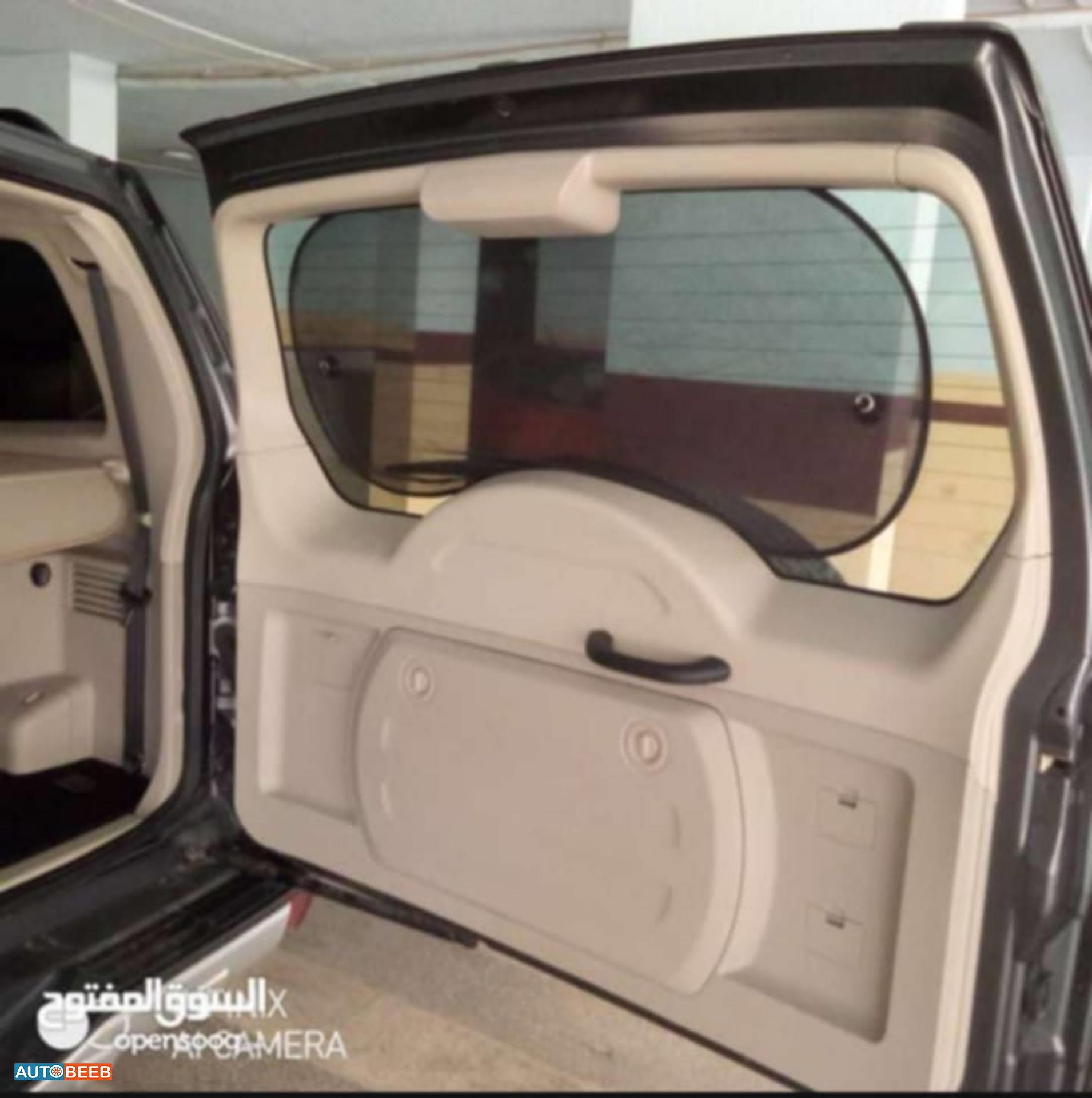 Mitsubishi Pajero 2012