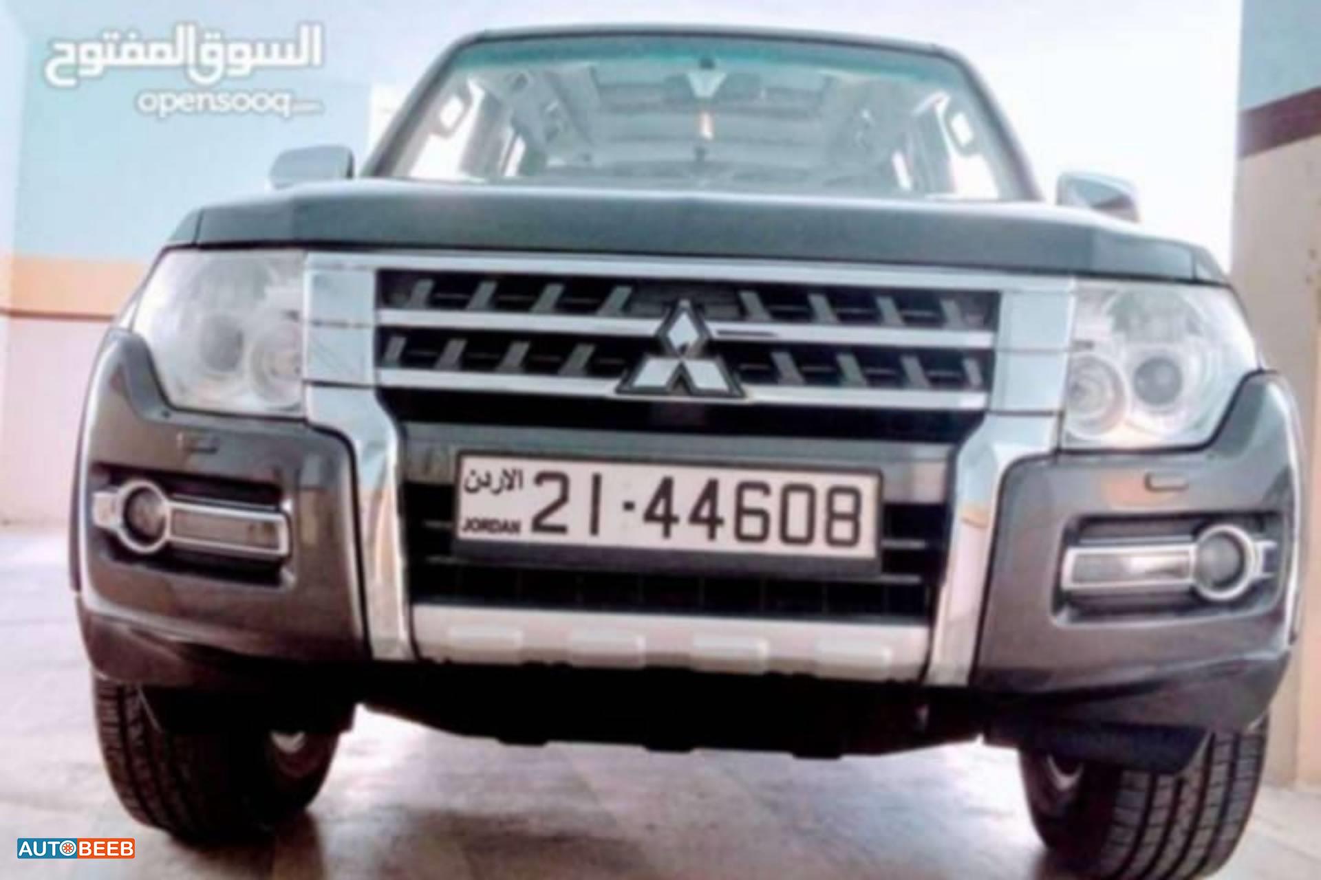 Mitsubishi Pajero 2012