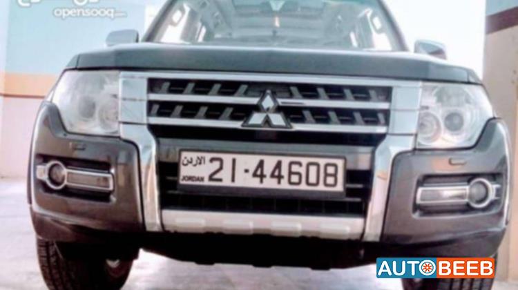 Mitsubishi Pajero 2012