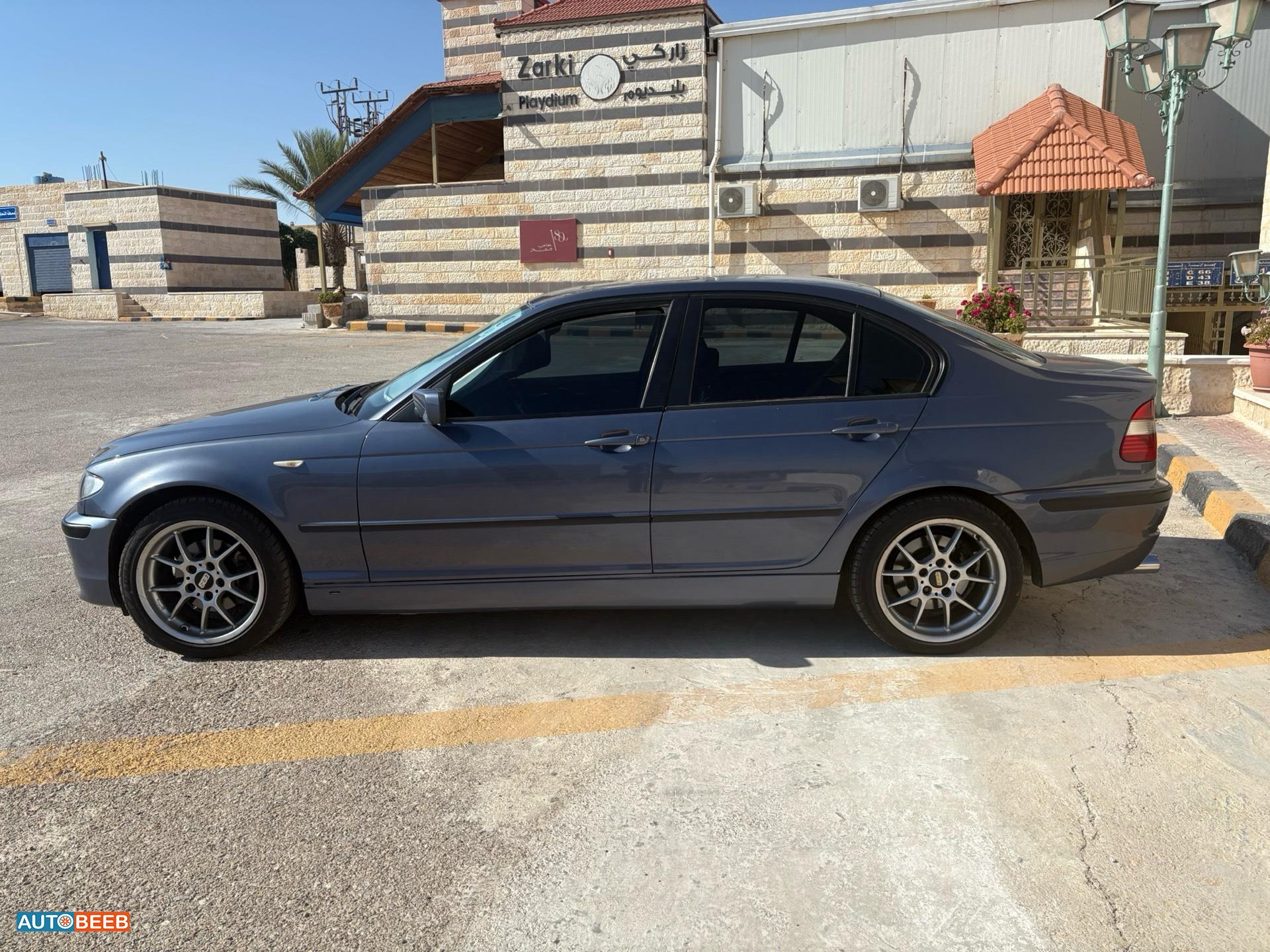 بي ام دبليو 218 1999