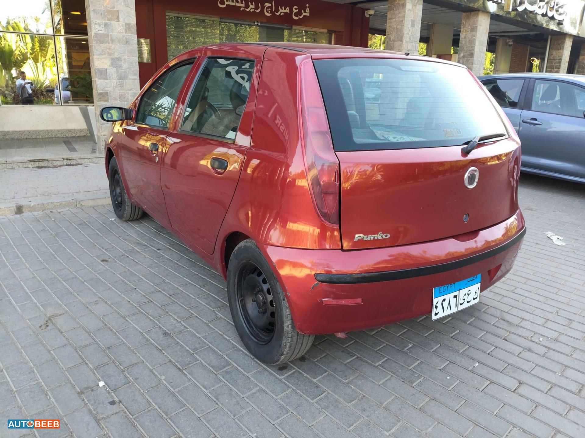 فيات بونتو 2011