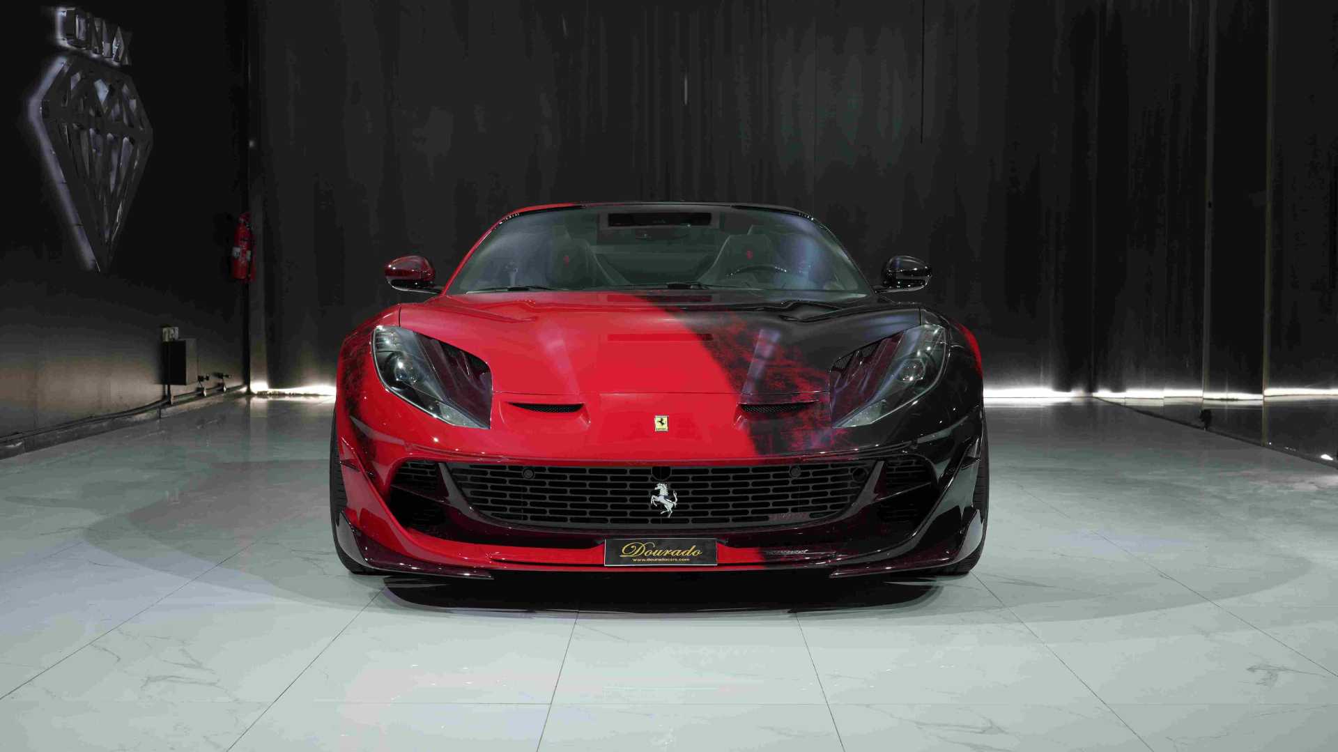 Ferrari 812 2023