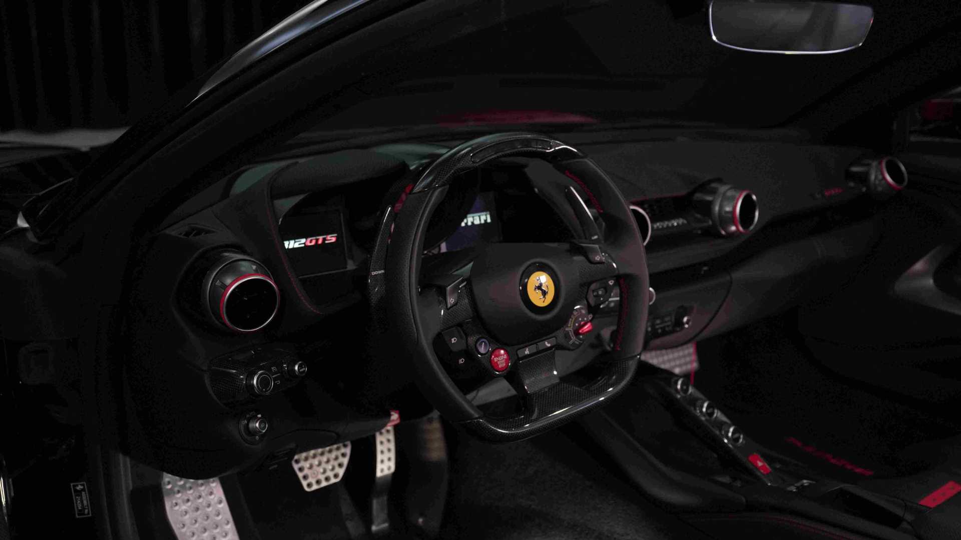 Ferrari 812 2023
