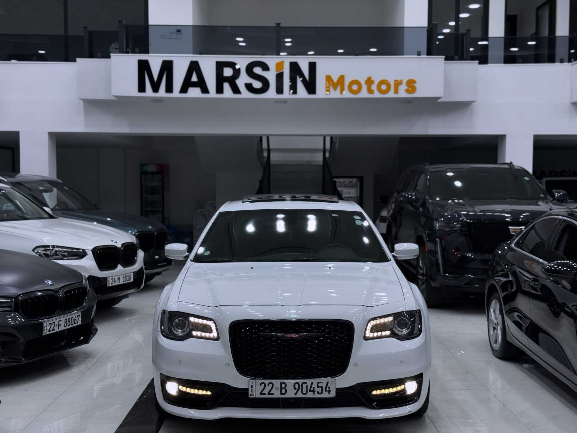 Chrysler 300 2023