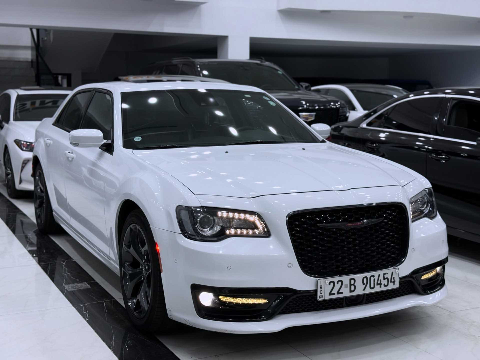 Chrysler 300 2023