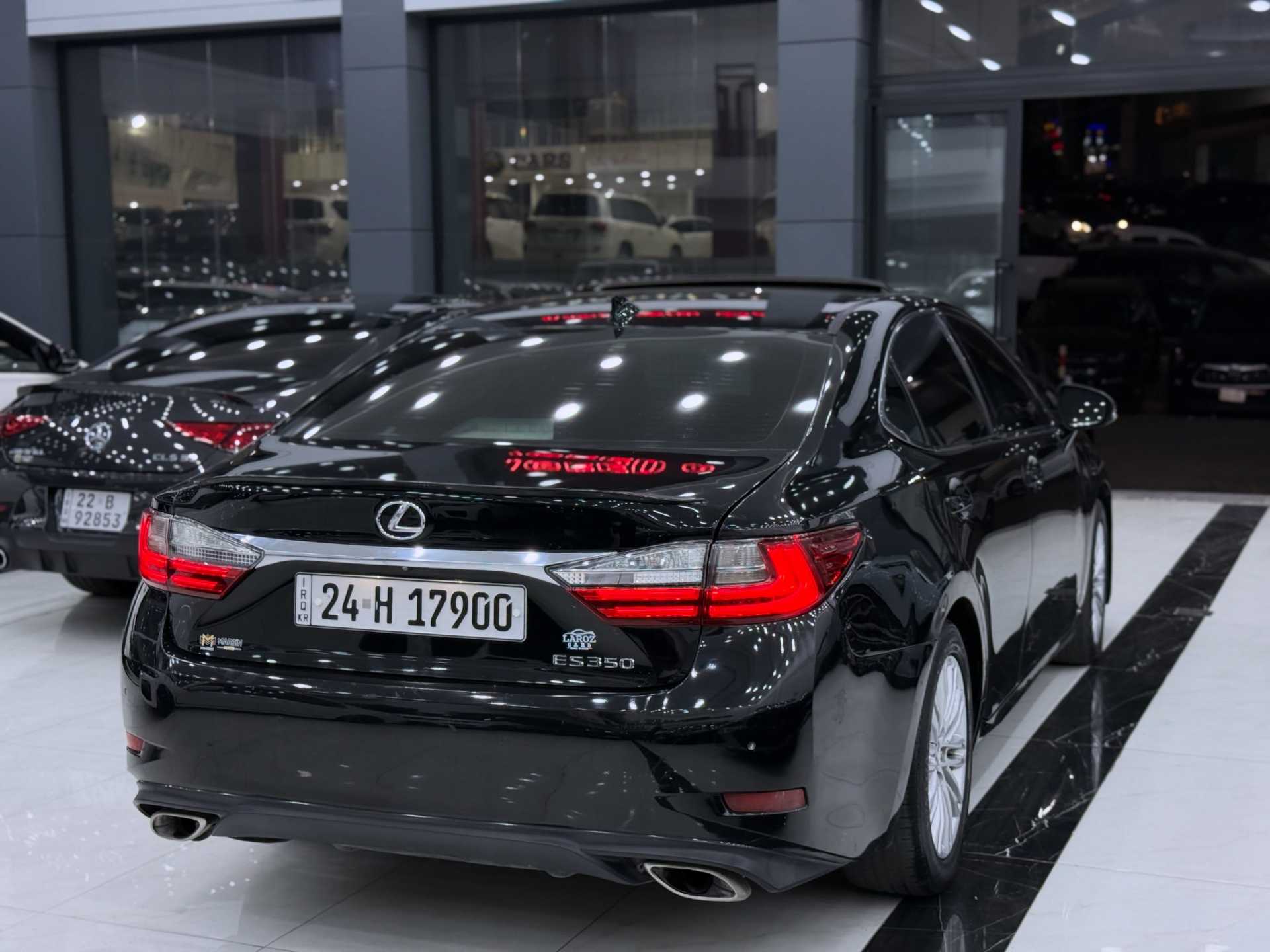 Lexus ES350 2016