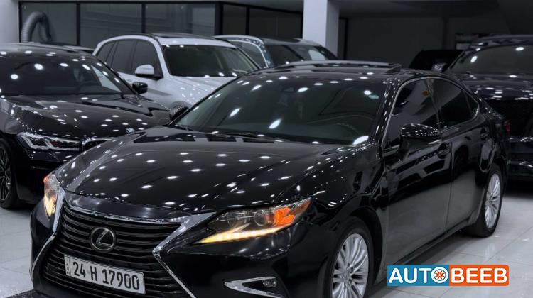 Lexus ES350 2016