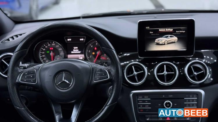 Mercedes Benz CLA250 2015