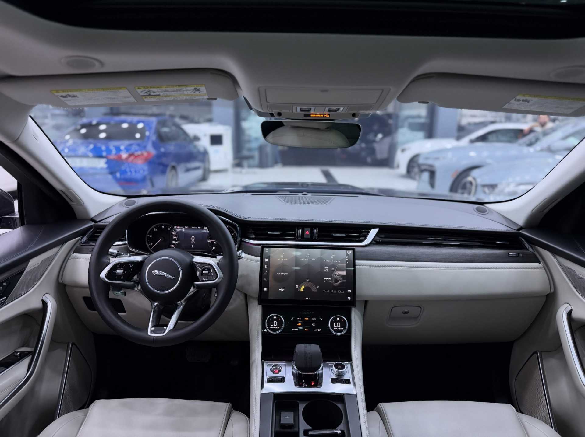 جاكوار F-Pace 2021