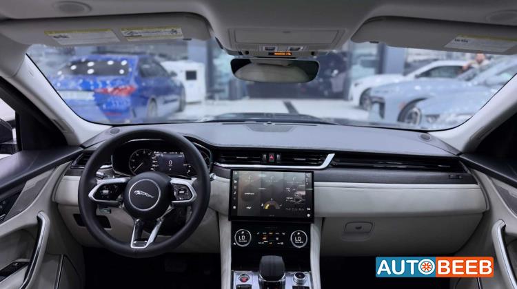 جاكوار F-Pace 2021