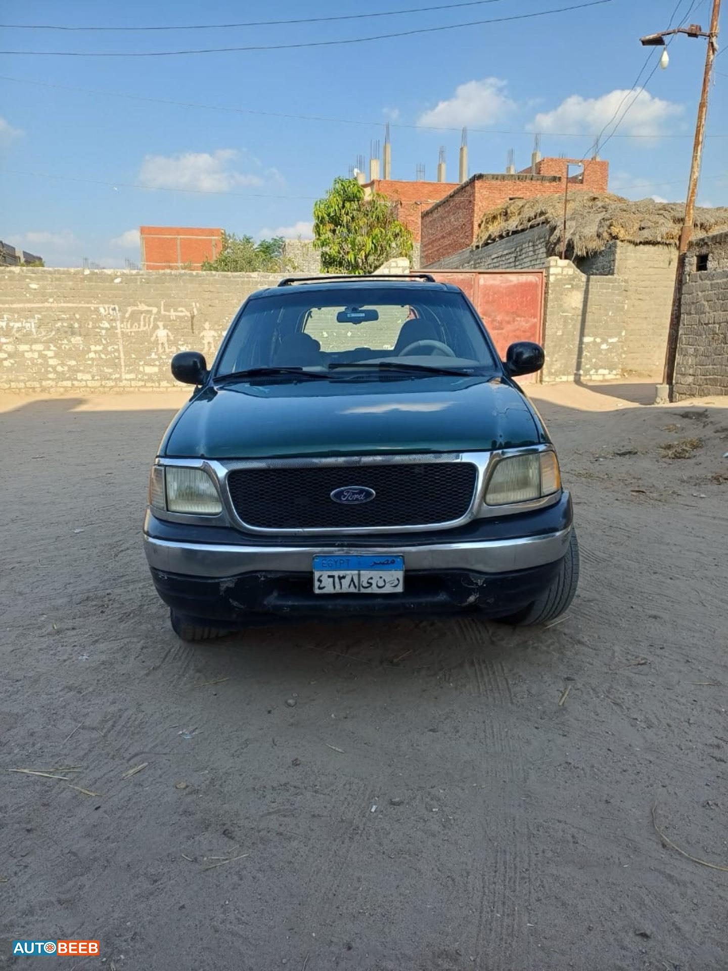 فورد اكسبيديشن 2001