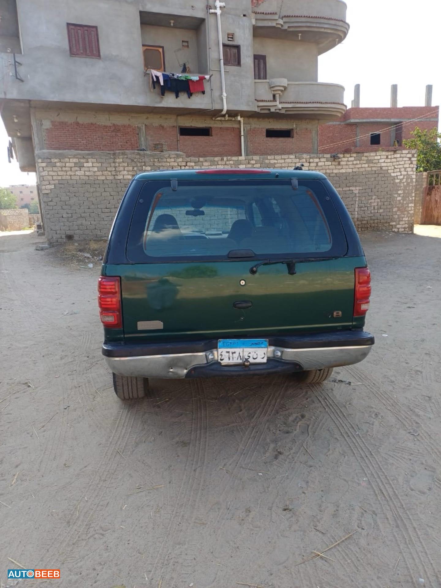 فورد اكسبيديشن 2001