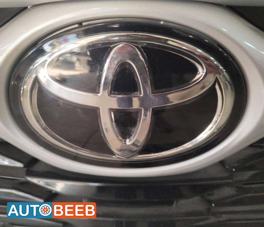Body  Emblems Toyota Highlander