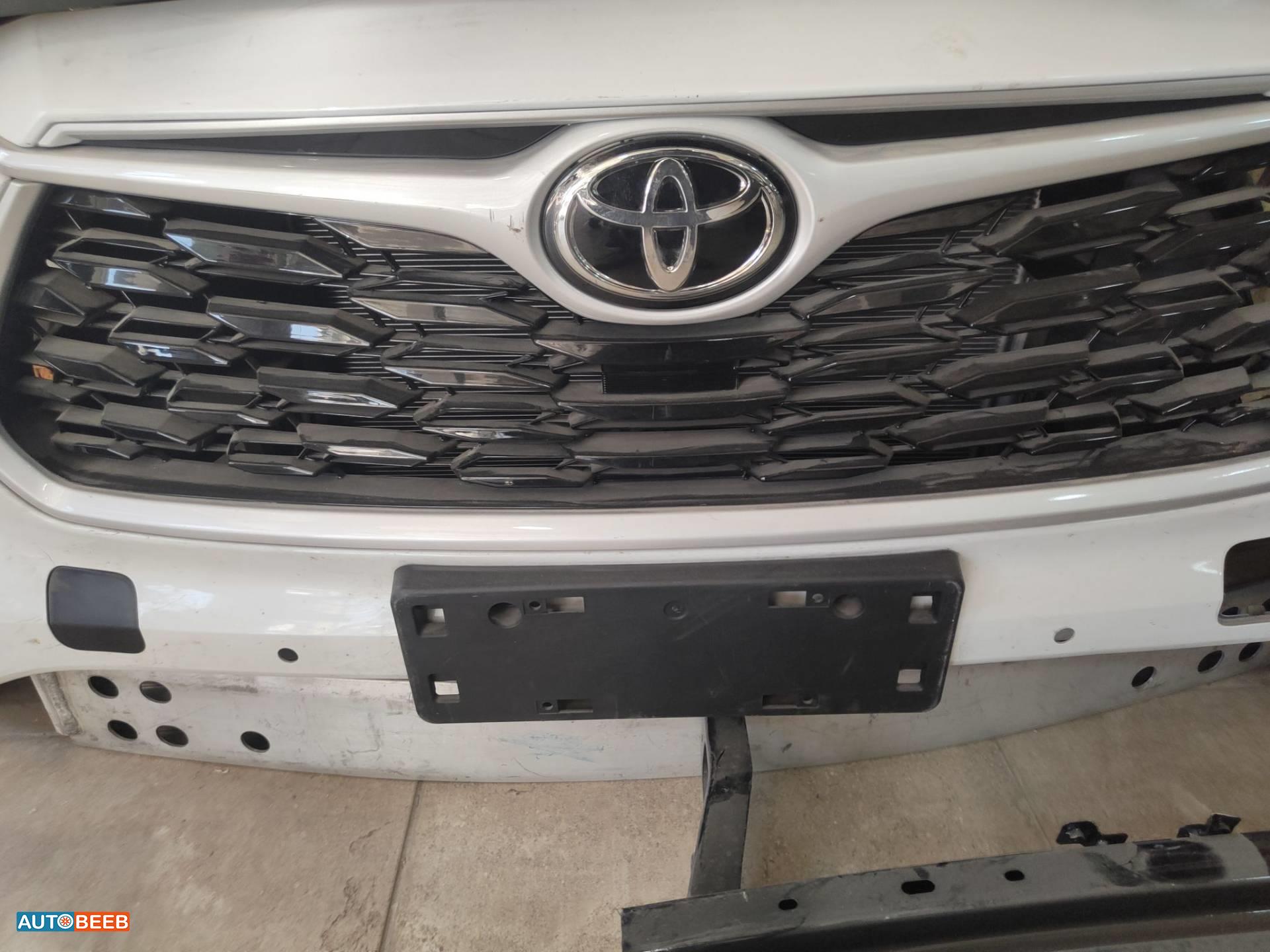 Body  Grilles Toyota Highlander