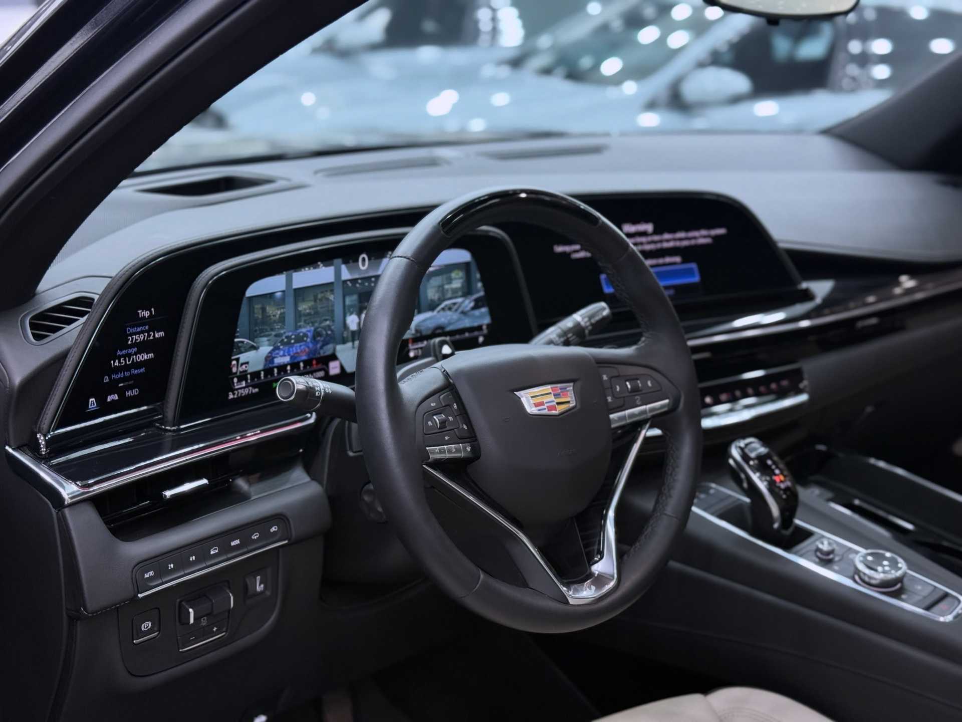 Cadillac Escalade 2024