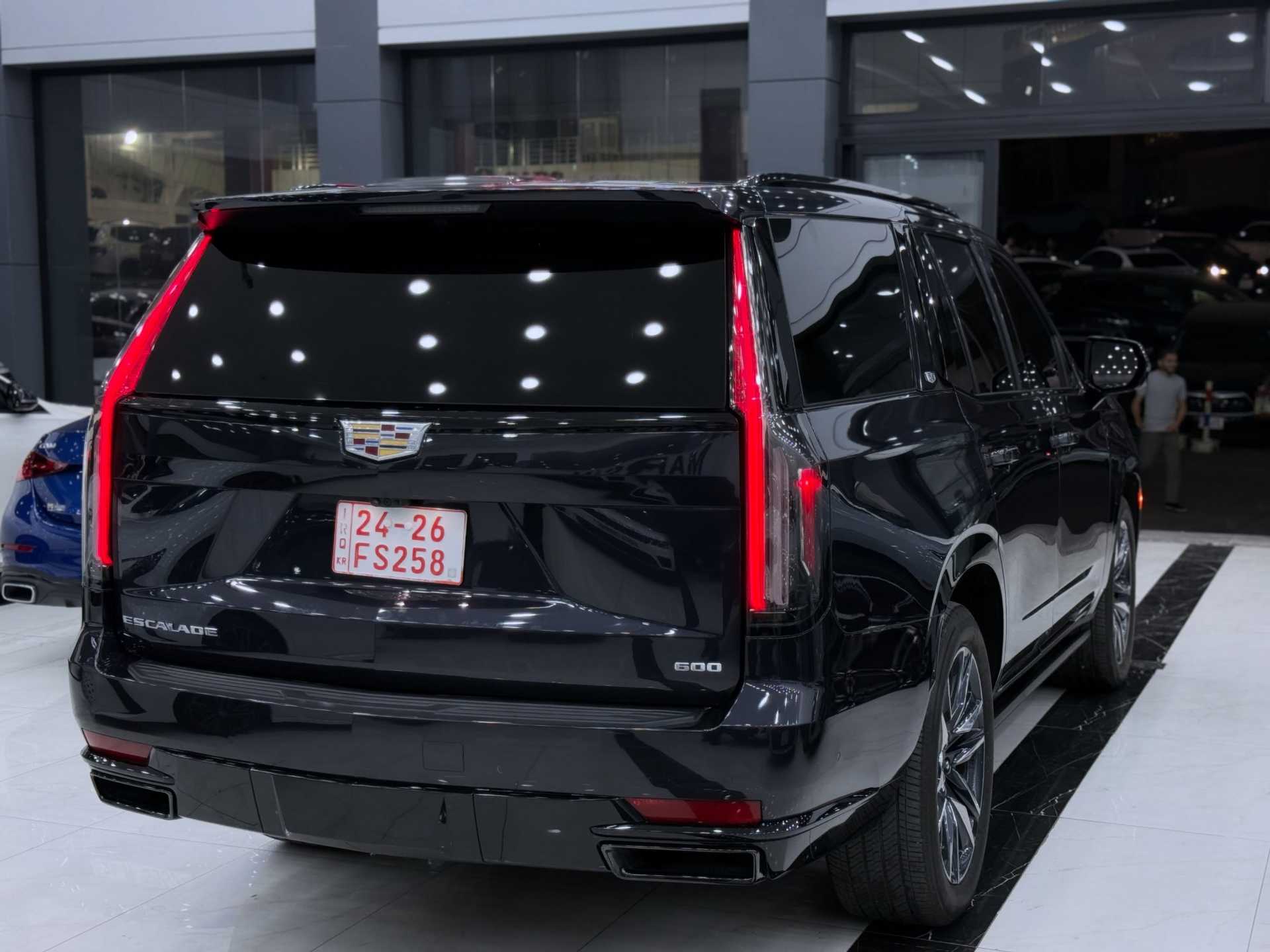 Cadillac Escalade 2024