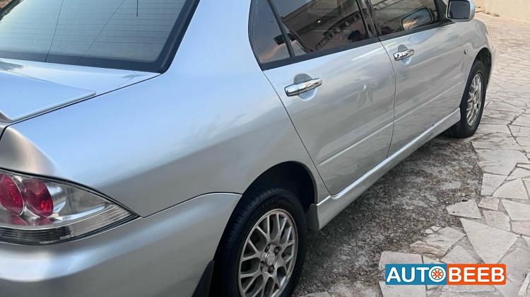 Mitsubishi Lancer 2004