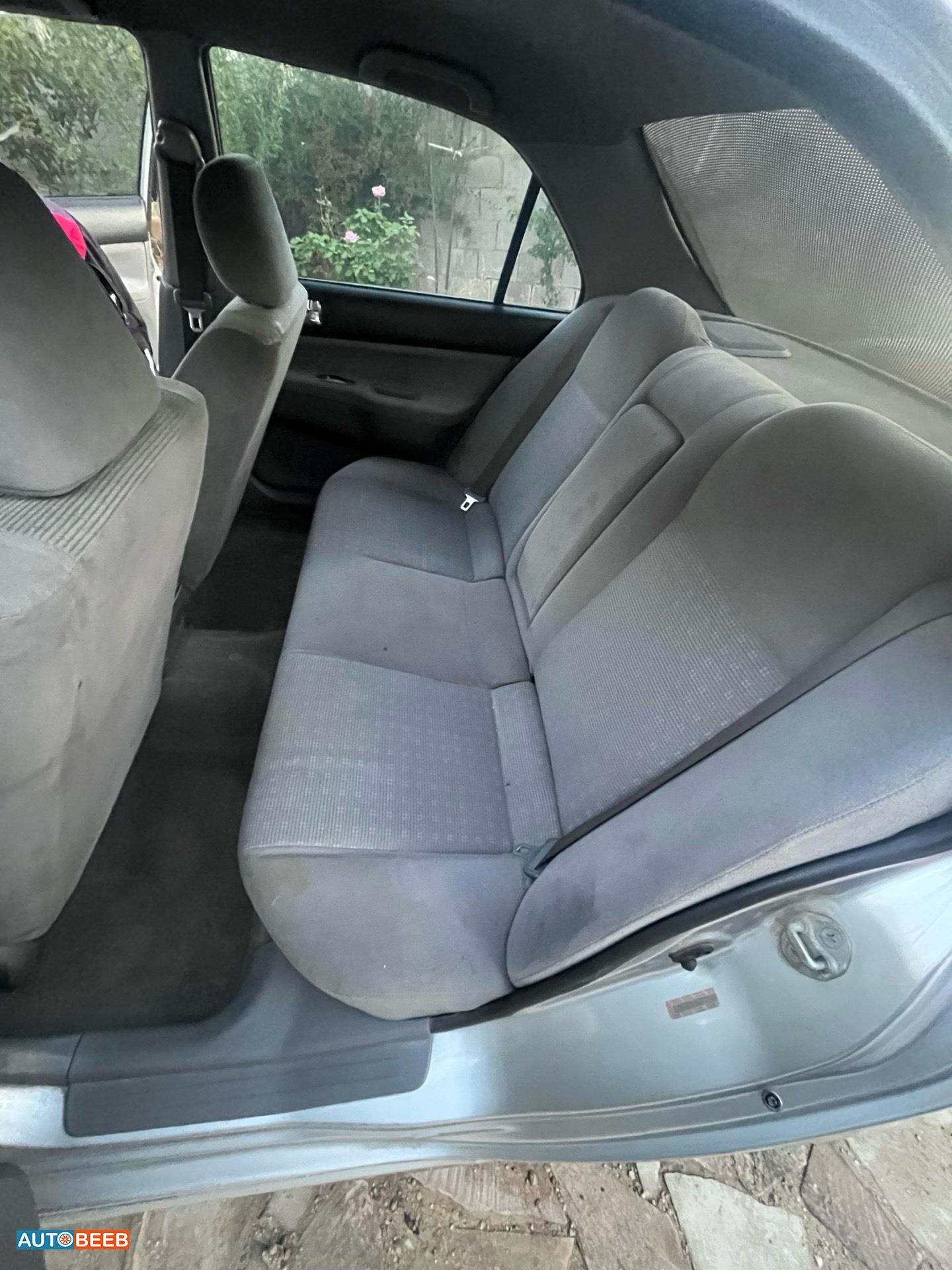 Mitsubishi Lancer 2004