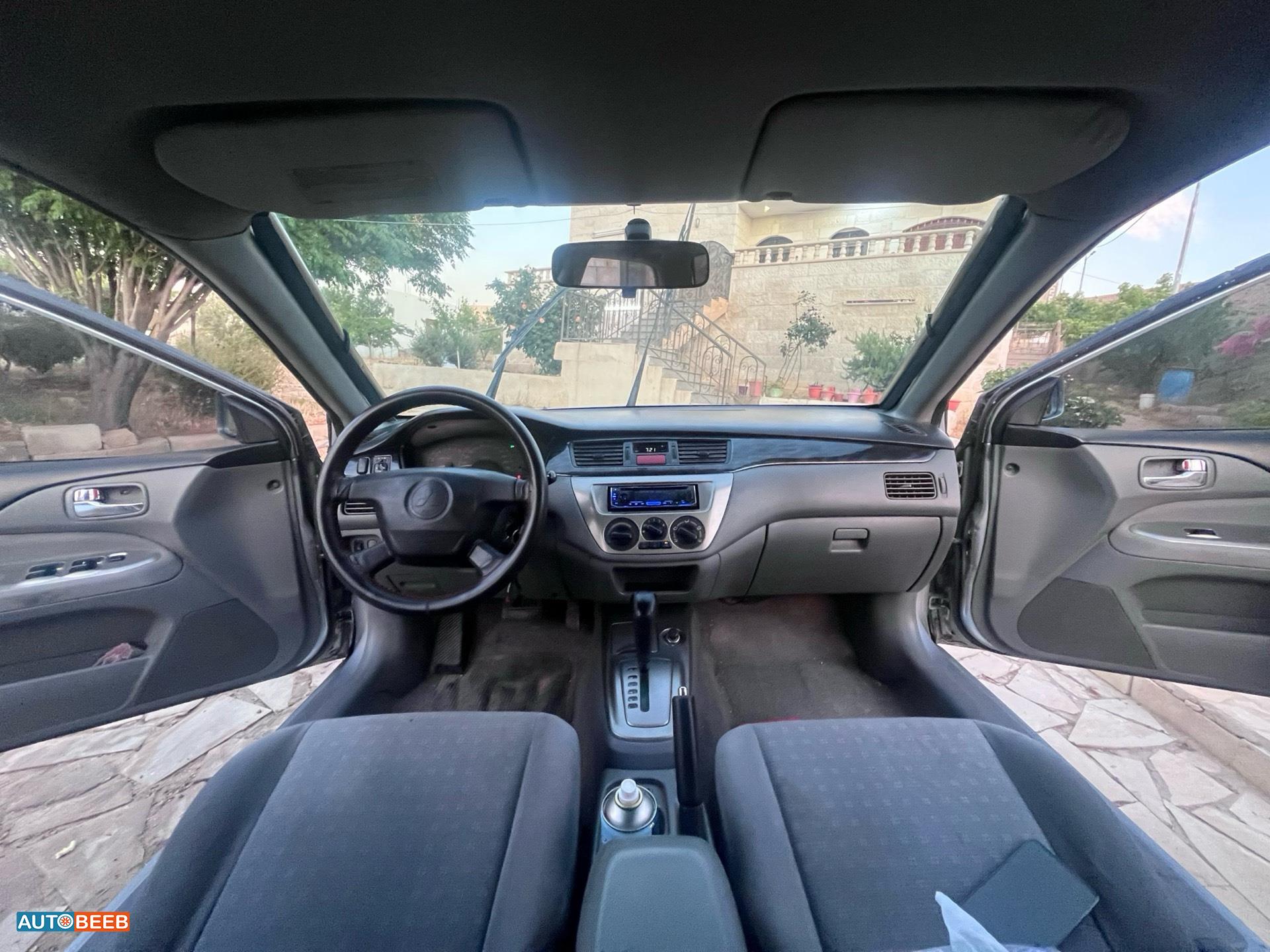Mitsubishi Lancer 2004