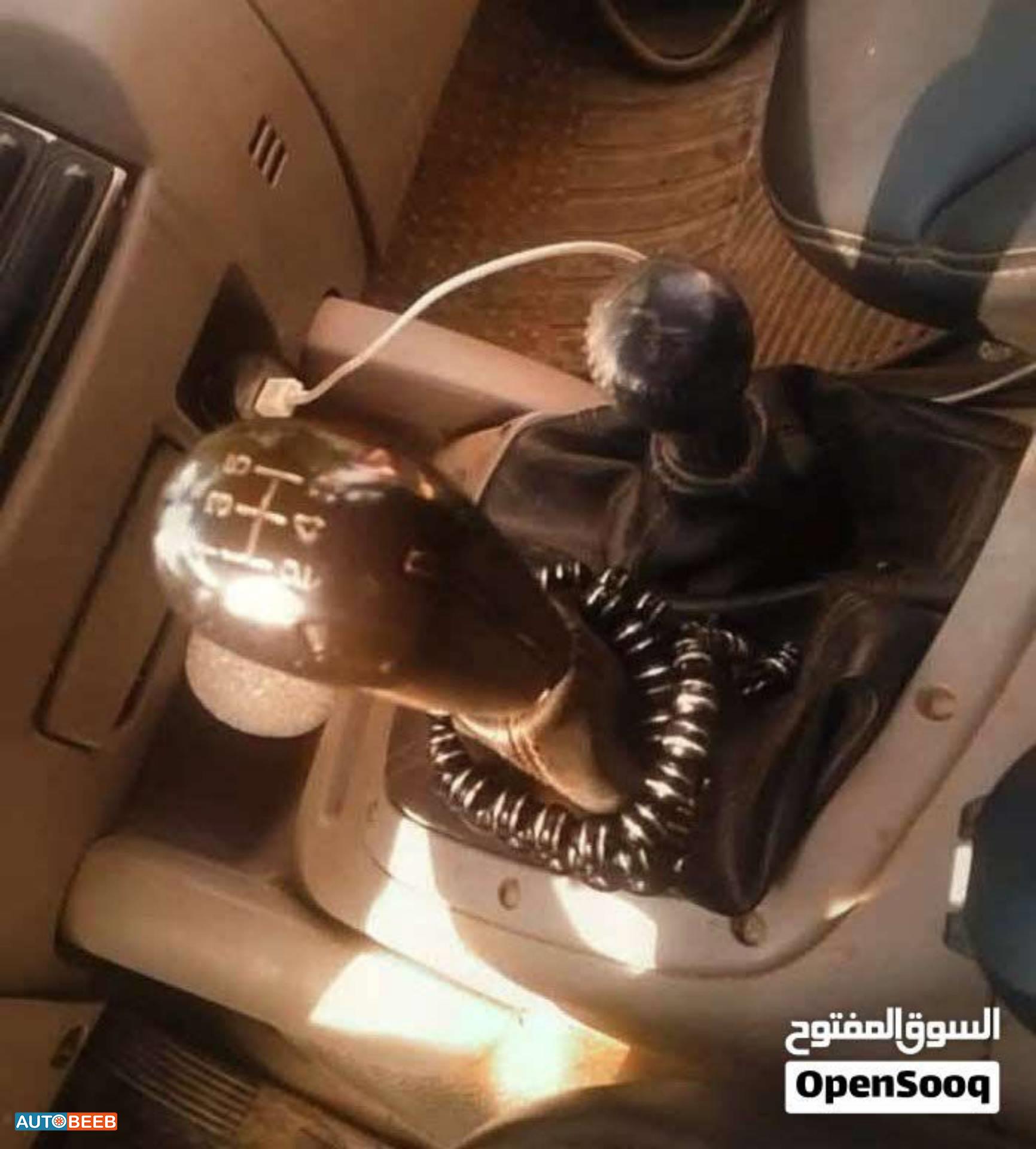 ميتسوبيشي L200 2012