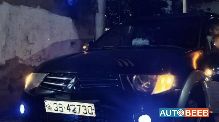 ميتسوبيشي L200 2012