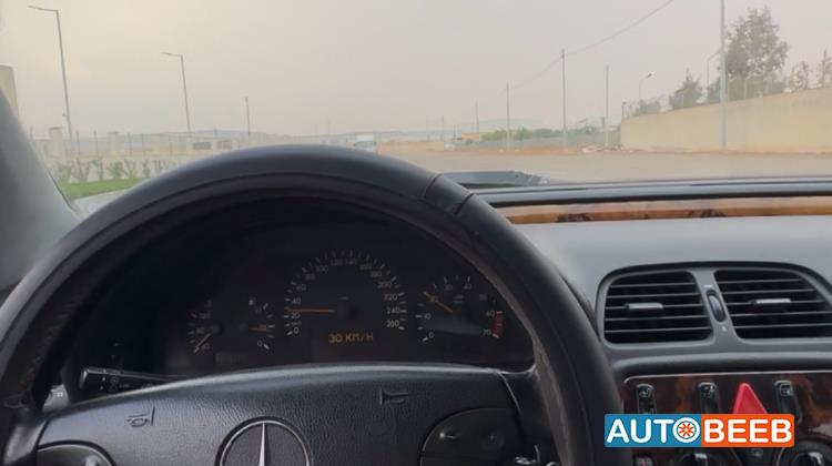 Mercedes Benz CLK200 2001