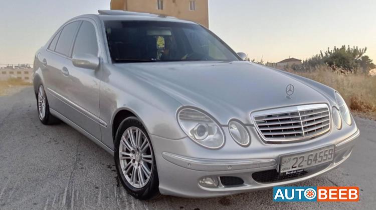 مرسيدس بنز E200 2003