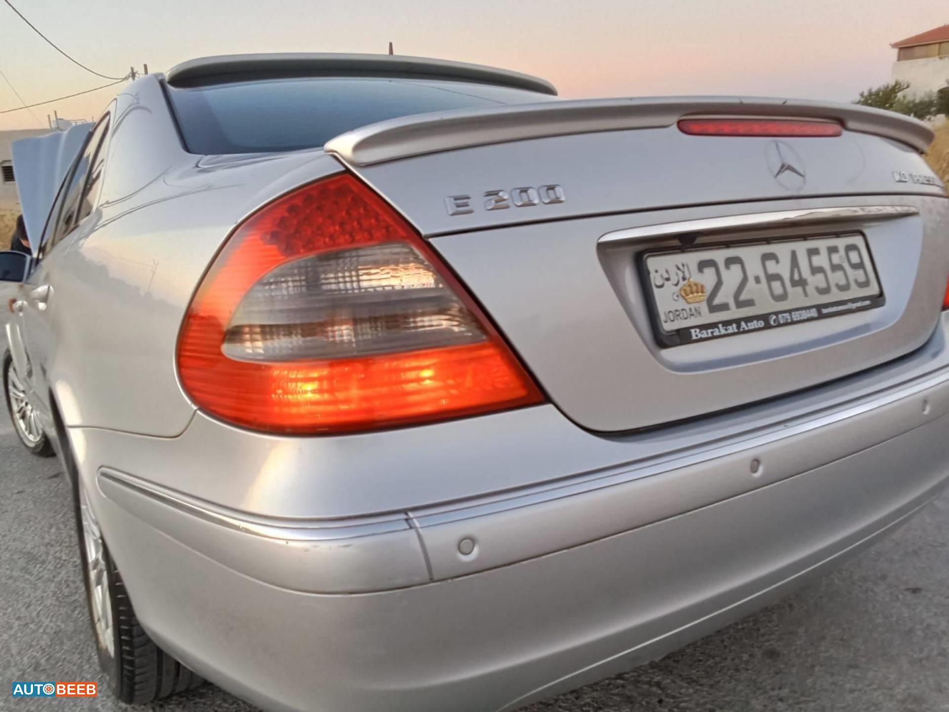 مرسيدس بنز E200 2003