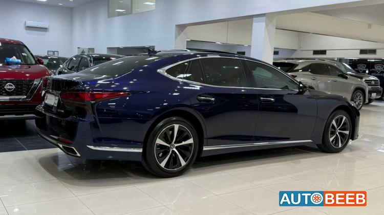 Lexus  2026