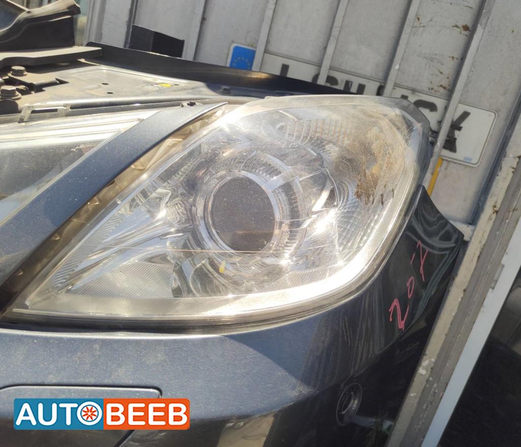 Lights Front light Mercedes Benz E200