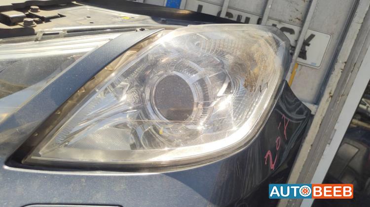 Lights Front light Mercedes Benz E200