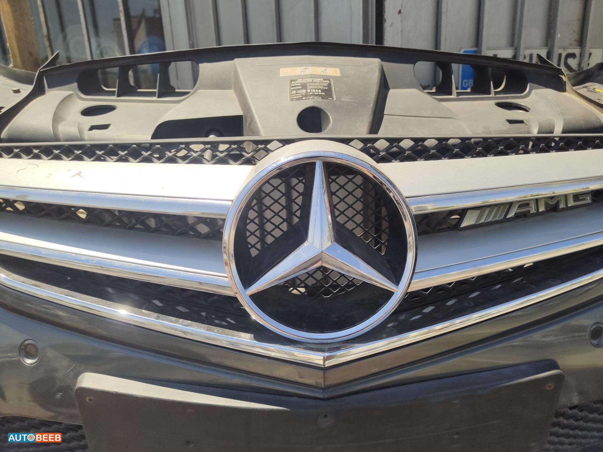 Body  Grilles Mercedes Benz E200