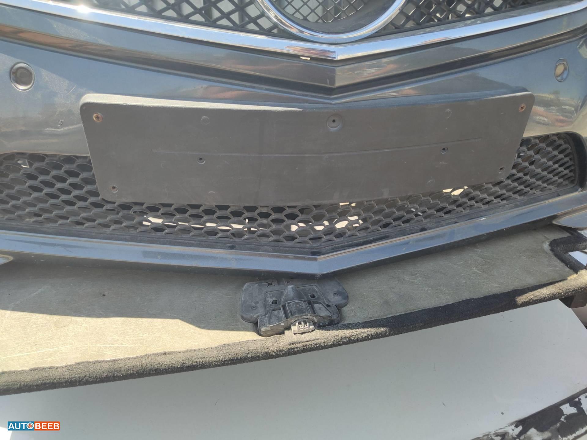 Body  Grilles Mercedes Benz E200