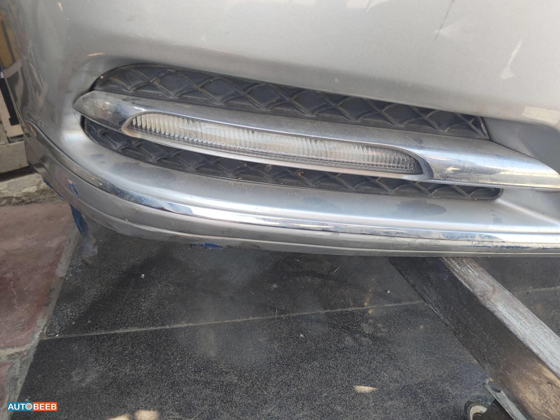 Lights Spotlight Mercedes Benz E200