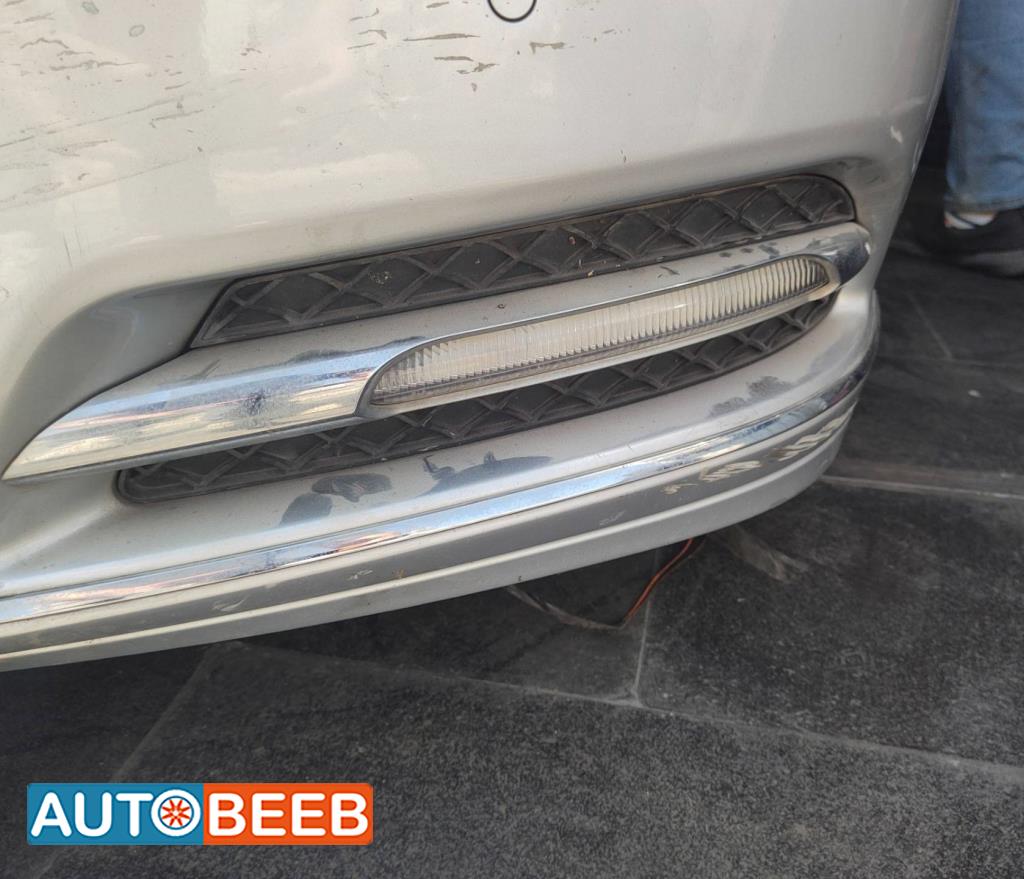 Lights Spotlight Mercedes Benz E200