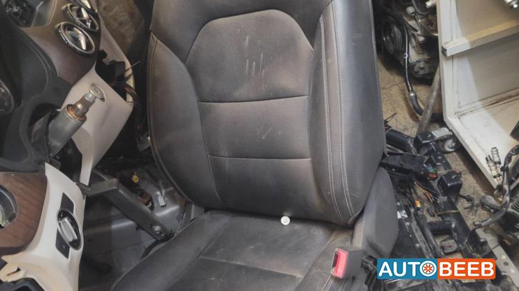 Cabin  Seat Mercedes Benz B250