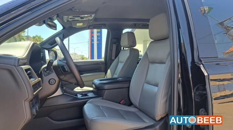 Chevrolet Tahoe 2023
