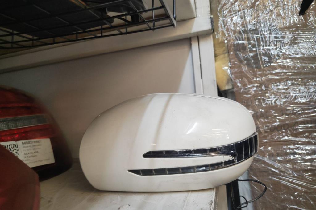 Body  Wing Mirror Mercedes Benz E200