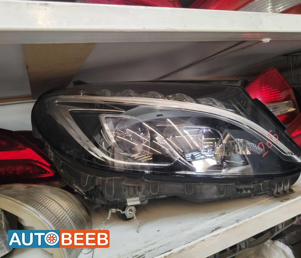 Lights Front light Mercedes Benz C200