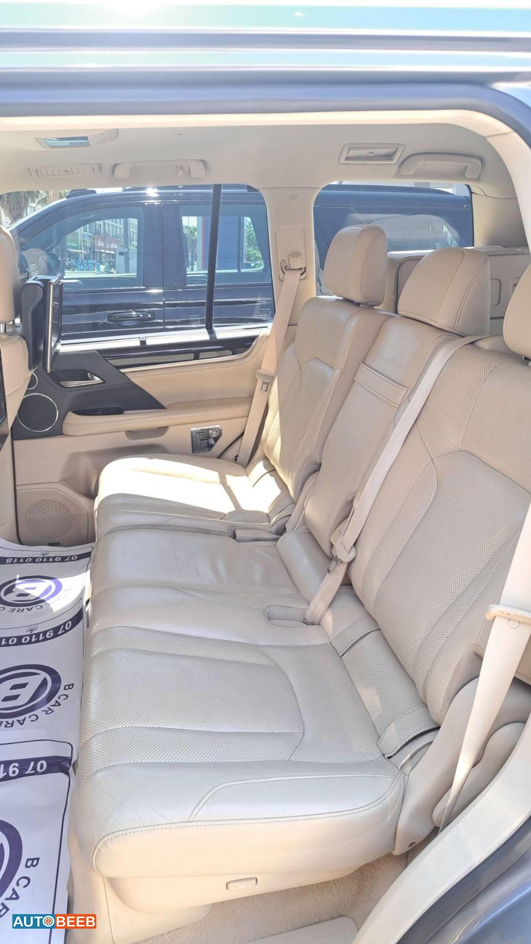 Lexus LX570 2016