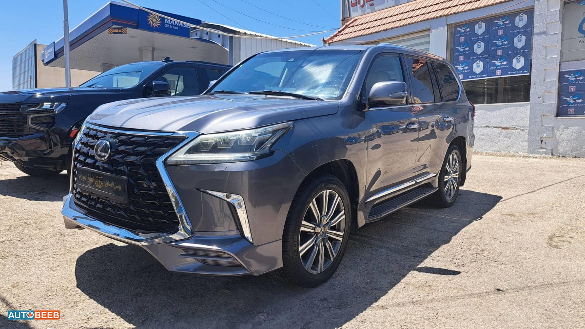 Lexus LX570 2016