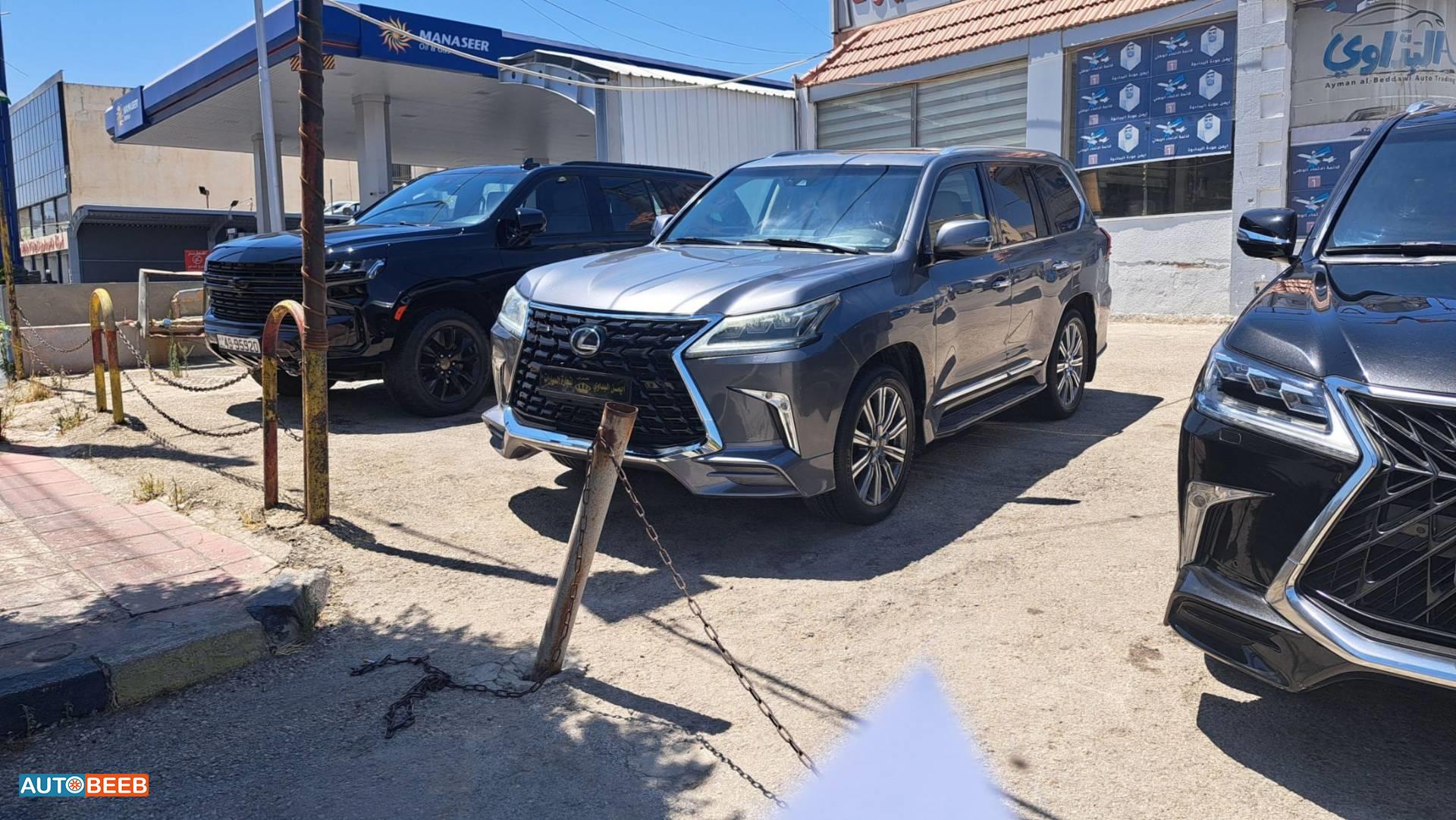 Lexus LX570 2016